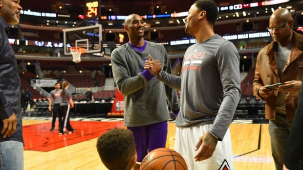 lakers-bulls-derrick-rose-kobe-bryant.jpg